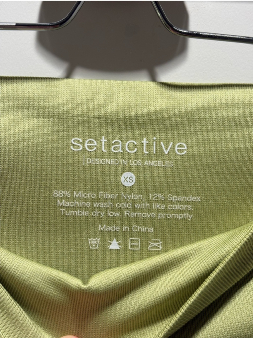 SET Active Lime Seamless High-Waist Leggings in Kiwi 🥝 - Picture 4 of 6